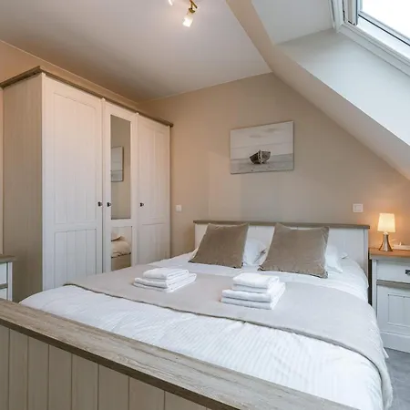 Huswell - Spacious 3-bedroom In * Ostende