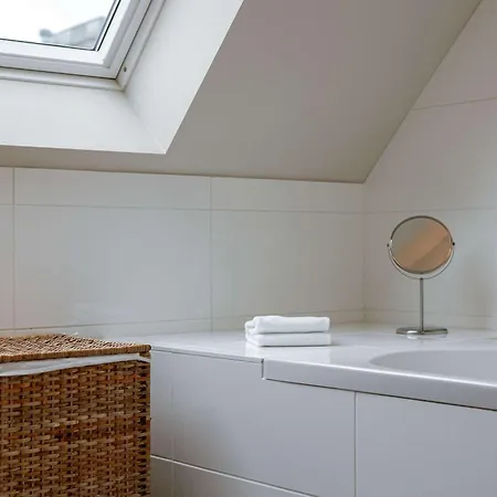 Apartamento Huswell - Spacious 3-bedroom In Ostende